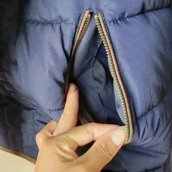 OLD NAVY Puffer Women's Jacket FAUX FUR TRIMHooded JacketSZ XL - Picture 8 of 9